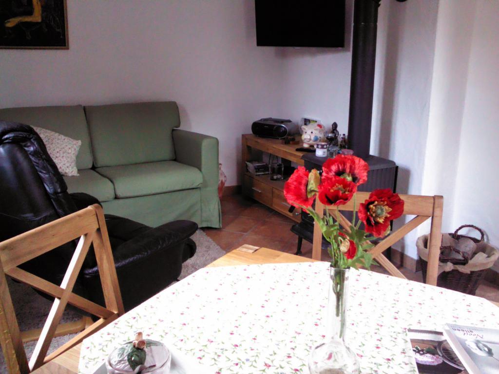 Vakantiehuis "Het Rode Huis" Treis-Karden Dış mekan fotoğraf